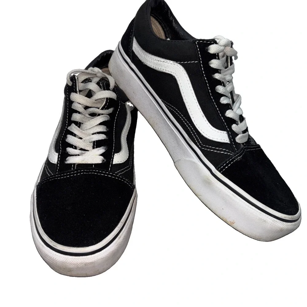 Vans Old Skool Unisex Black and White Skate Sneakers Size Men's 7 Women's 8.5